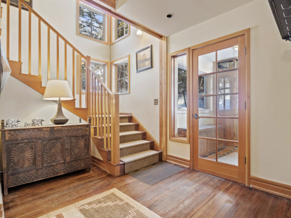 Spacious Five Bedroom Vacation Rental in Teton Village